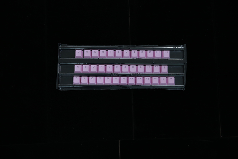 机械键盘字母区双色键帽